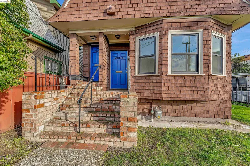 2804 Adeline Street Oakland CA 94608