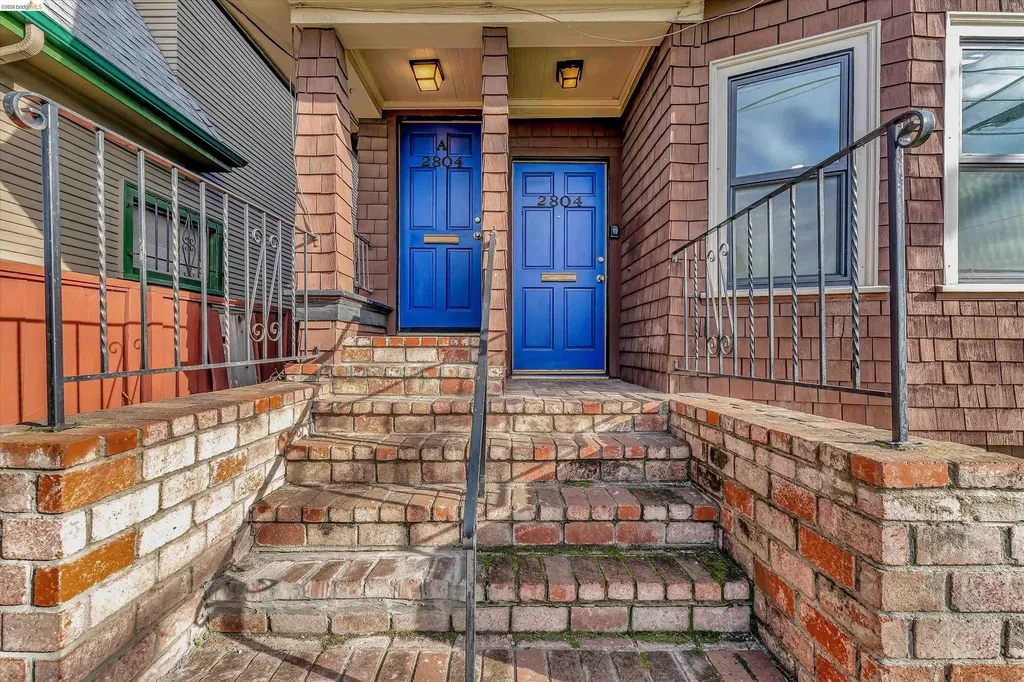 2804 Adeline Street Oakland CA 94608