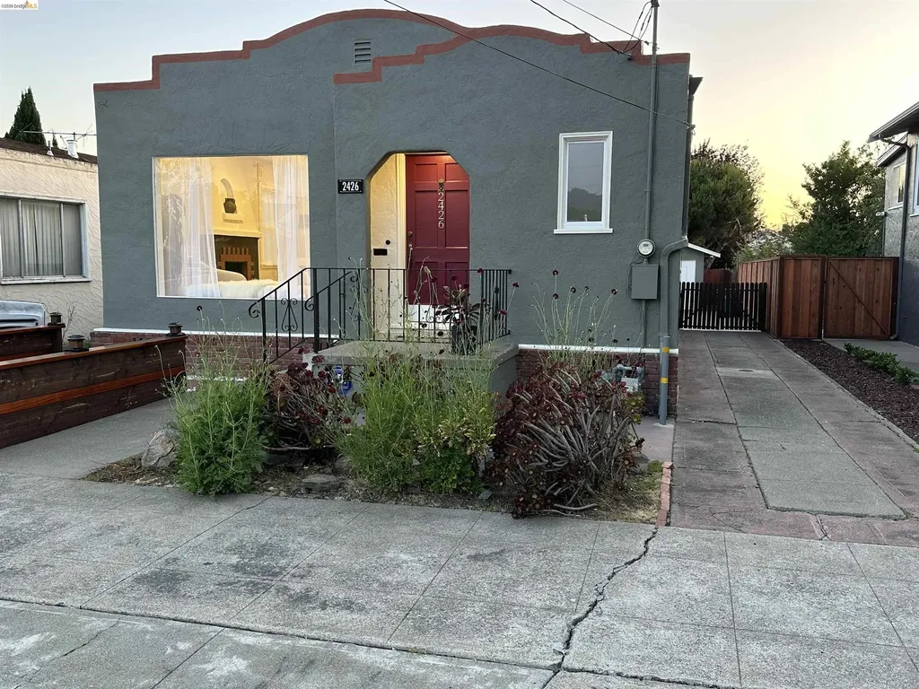 2426 West Street Berkeley CA 94702