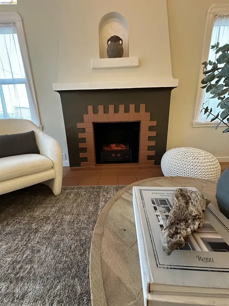 2426 West Street Berkeley CA 94702