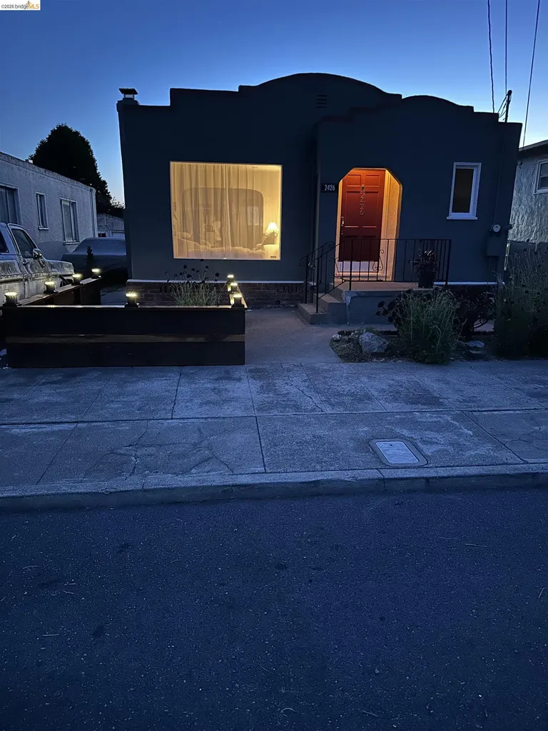 2426 West Street Berkeley CA 94702
