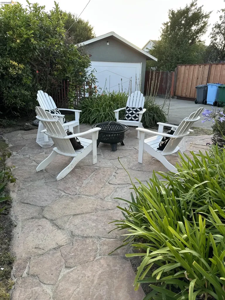 2426 West Street Berkeley CA 94702