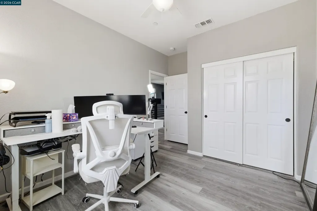 300 Coolcrest Drive Oakley CA 94561