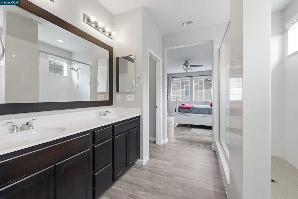 300 Coolcrest Drive Oakley CA 94561
