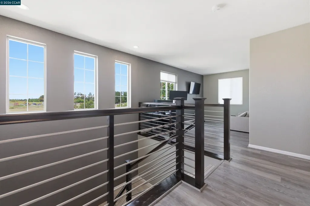 300 Coolcrest Drive Oakley CA 94561
