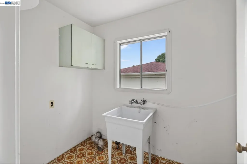 519 Maud Avenue San Leandro CA 94577