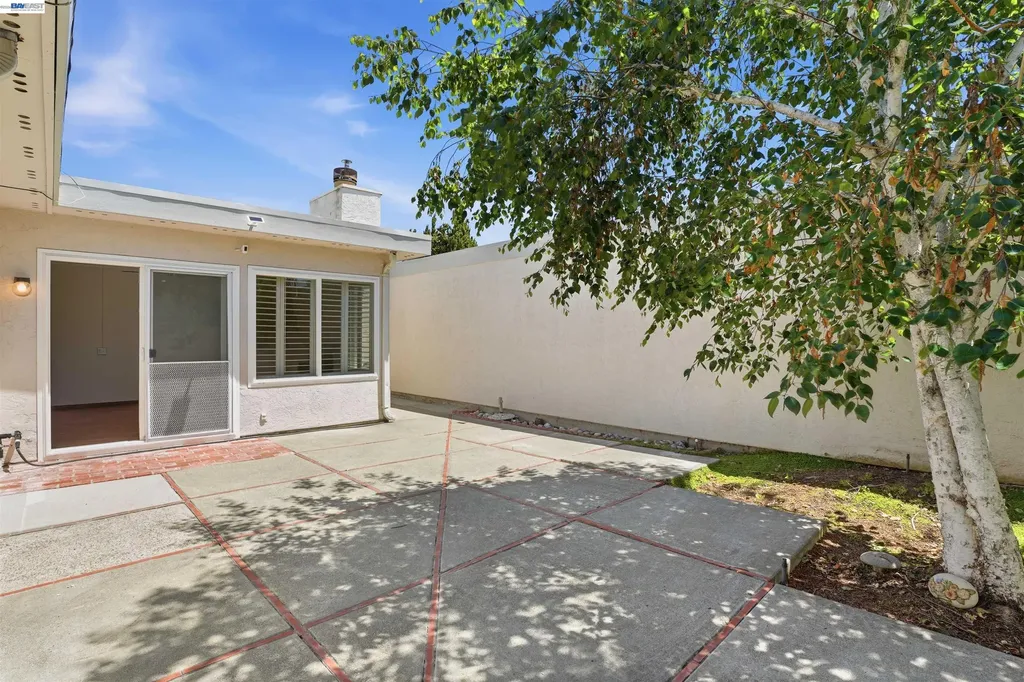 36719 Port Tidewood Street Newark CA 94560