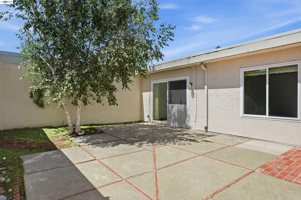 36719 Port Tidewood Street Newark CA 94560