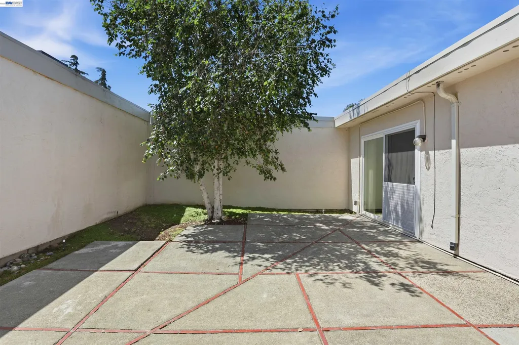 36719 Port Tidewood Street Newark CA 94560