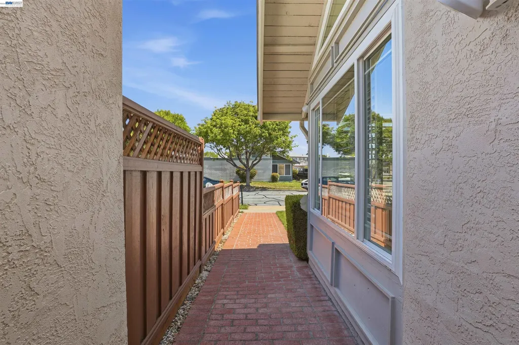 36719 Port Tidewood Street Newark CA 94560