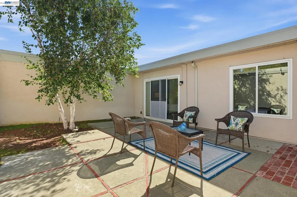 36719 Port Tidewood Street Newark CA 94560