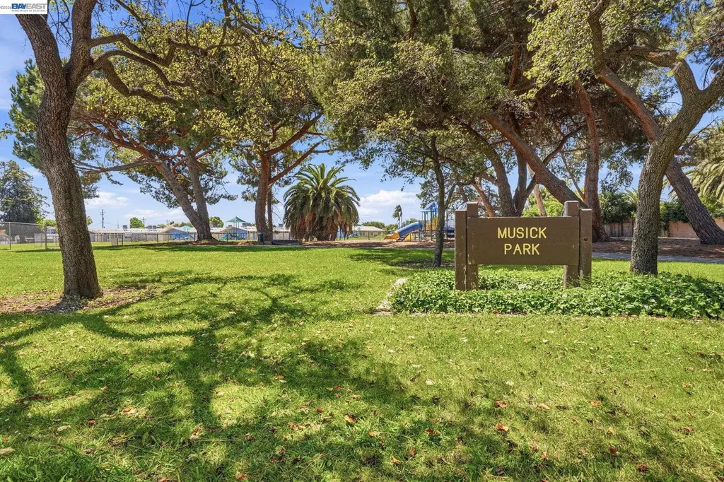 36719 Port Tidewood Street Newark CA 94560