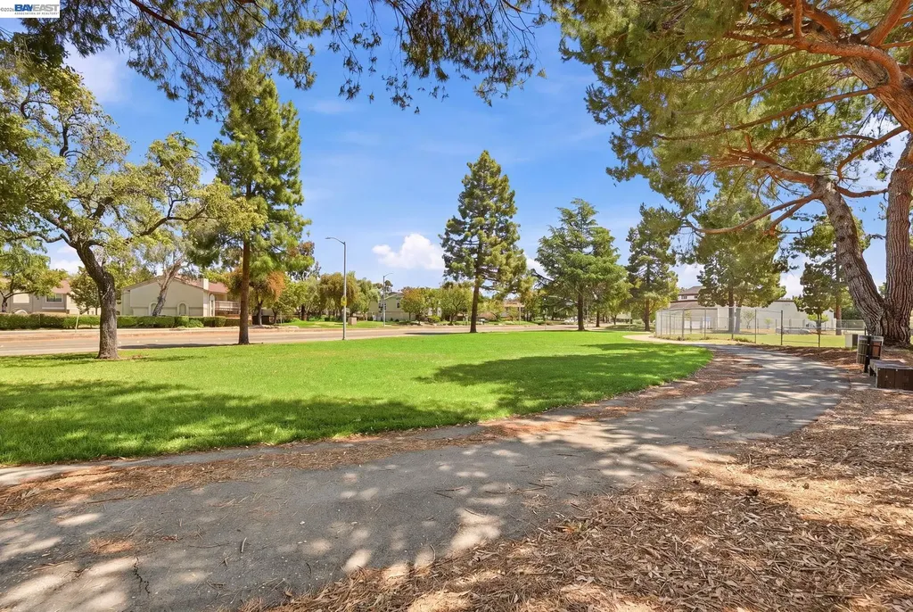 36719 Port Tidewood Street Newark CA 94560