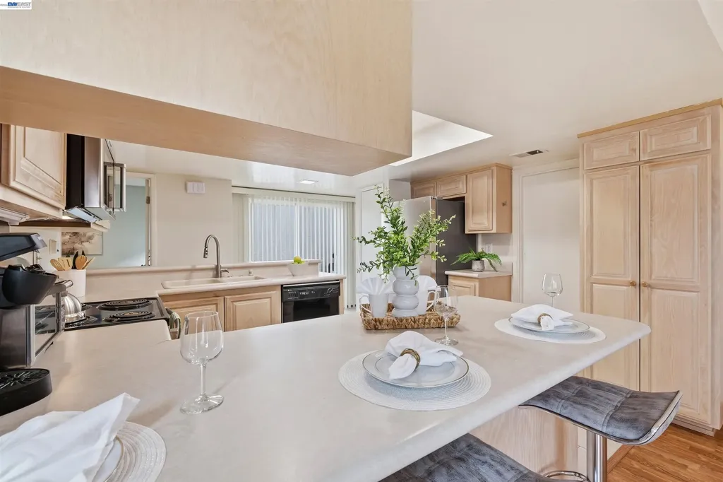 36719 Port Tidewood Street Newark CA 94560