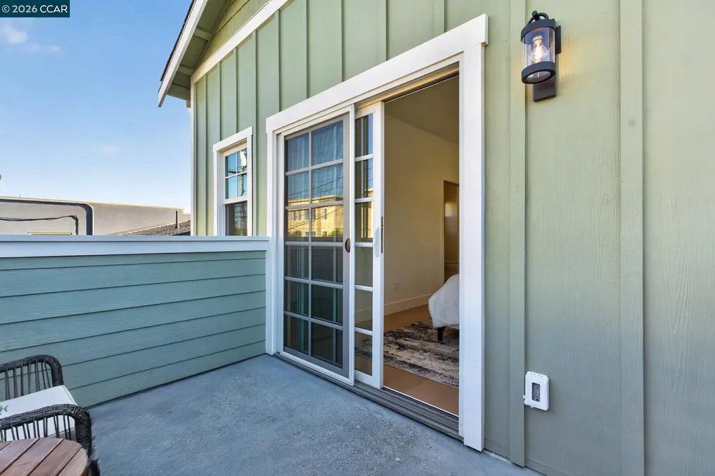 906 Adams Albany CA 94706