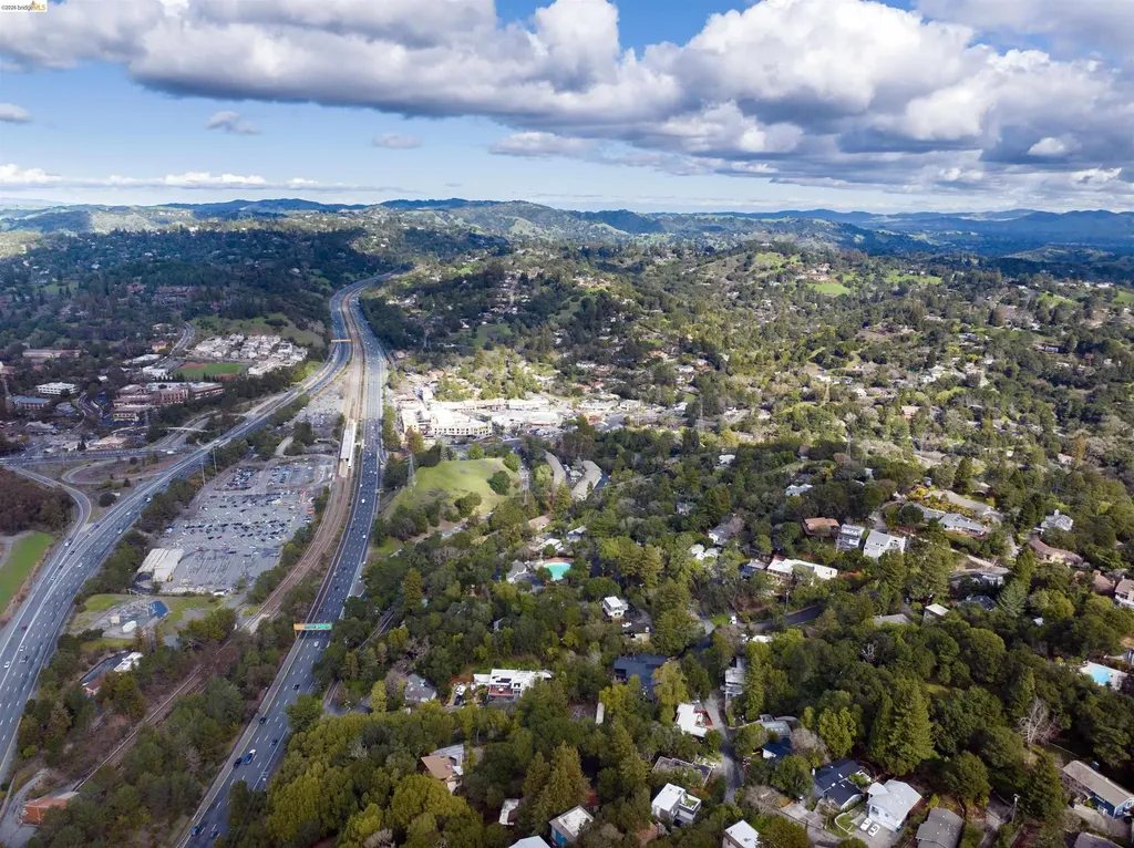 20 Lucille Way Orinda CA 94563