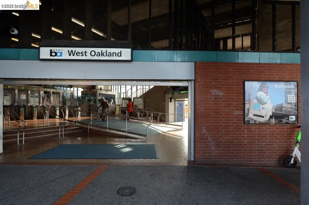 -0- 8th Street Oakland CA 94607