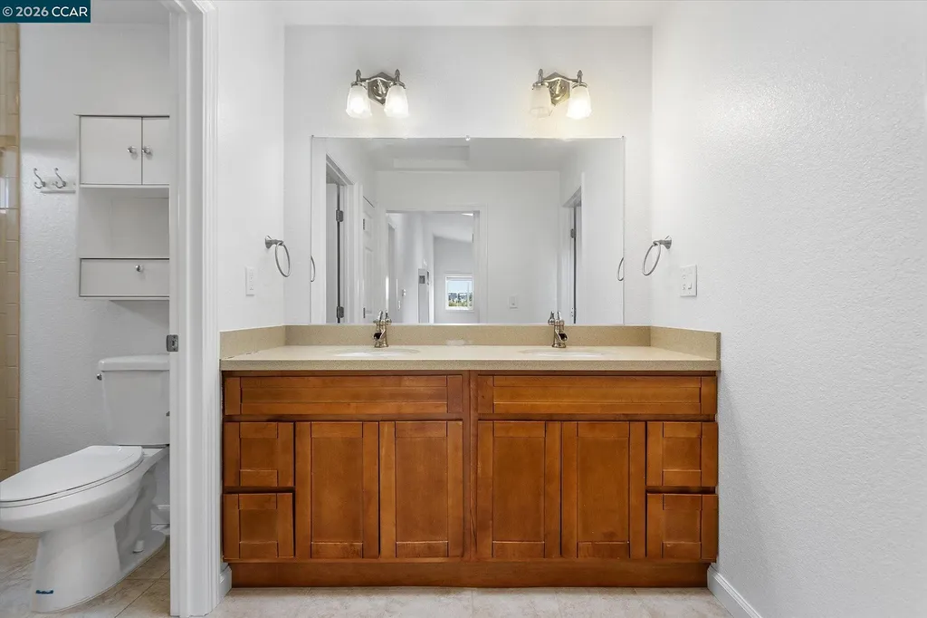 24951 Townsend Avenue Hayward CA 94544
