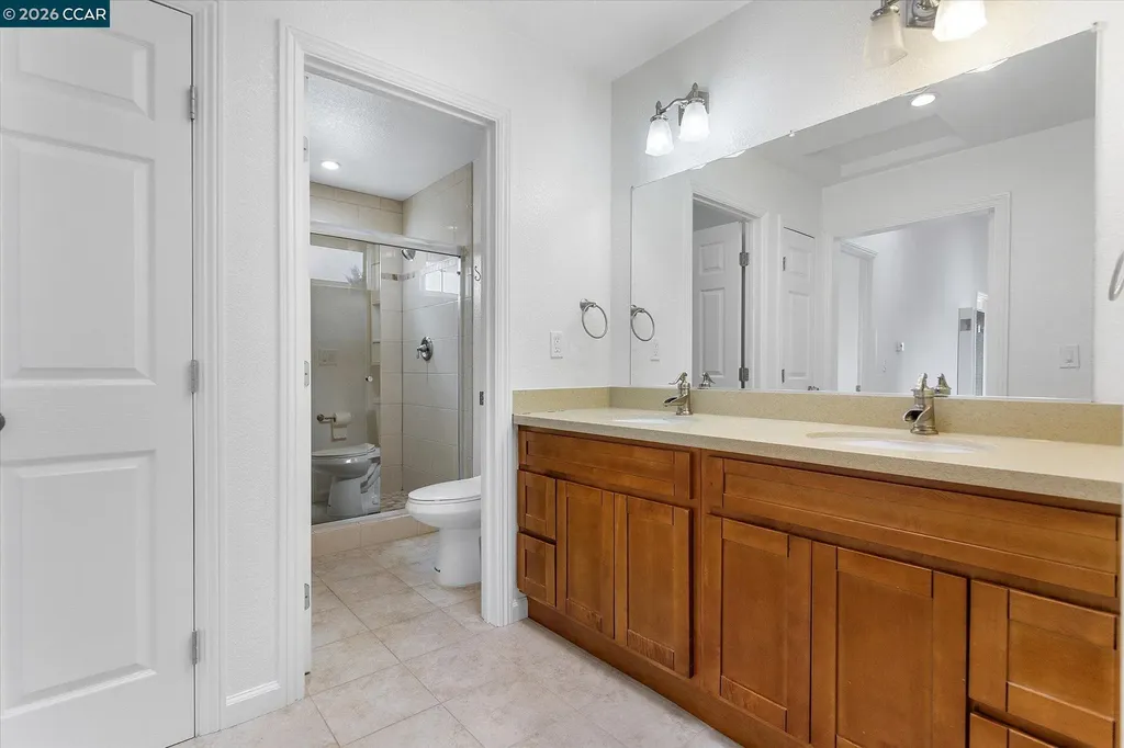 24951 Townsend Avenue Hayward CA 94544