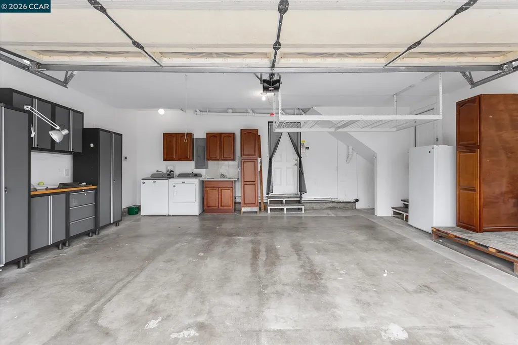 24951 Townsend Avenue Hayward CA 94544