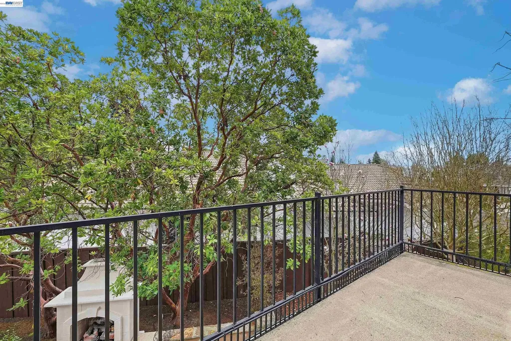 5445 Canyon Crest Drive San Ramon CA 94582