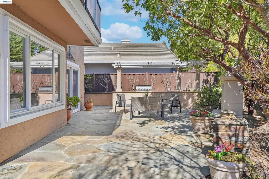 5445 Canyon Crest Drive San Ramon CA 94582