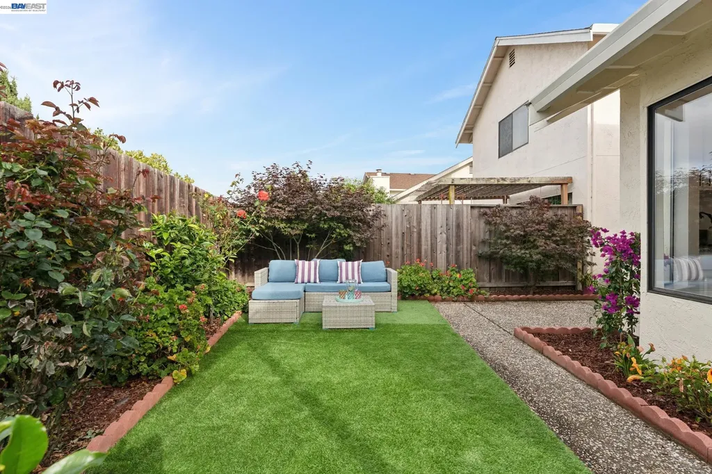 117 Payot Court Alameda CA 94502