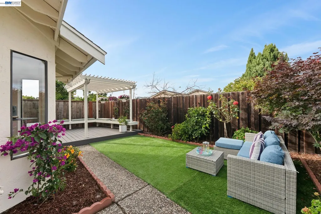 117 Payot Court Alameda CA 94502