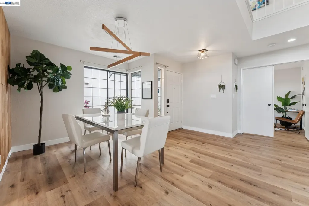 117 Payot Court Alameda CA 94502