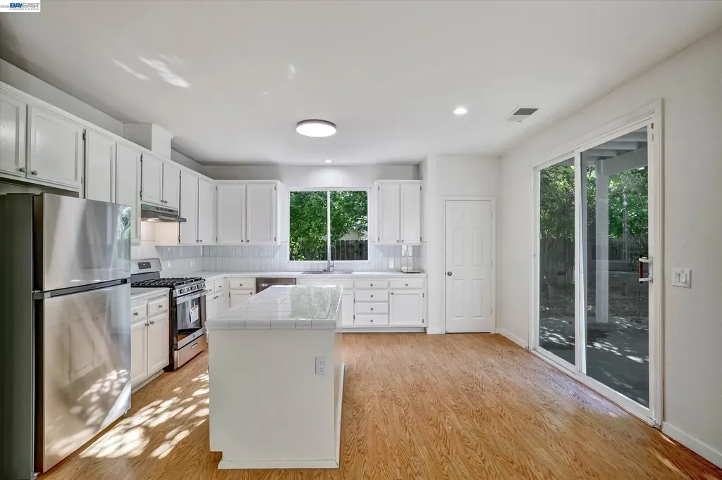 1536 Jensen Drive Pittsburg CA 94565