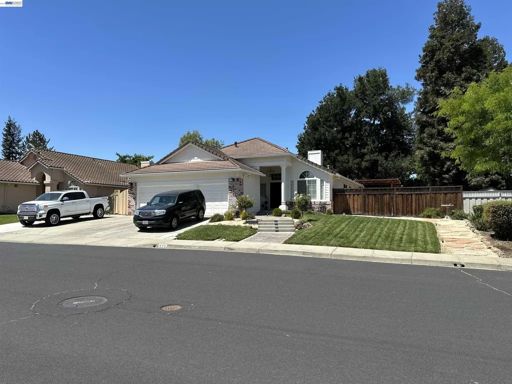 425 Beverly Street Livermore CA 94550