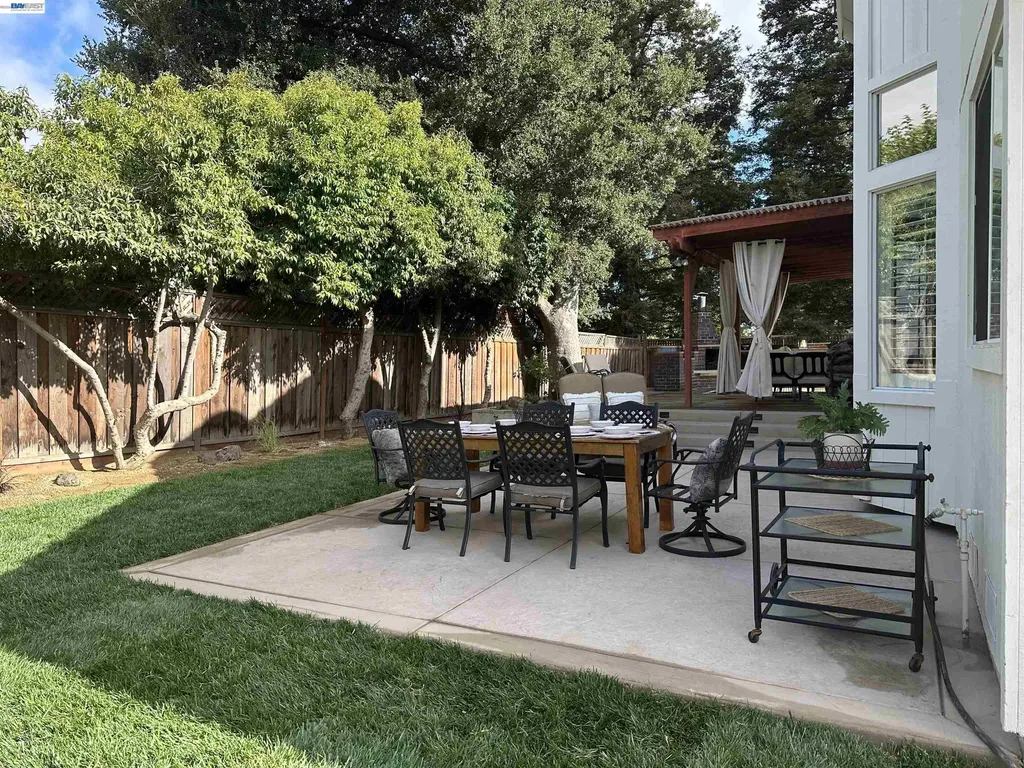 425 Beverly Street Livermore CA 94550