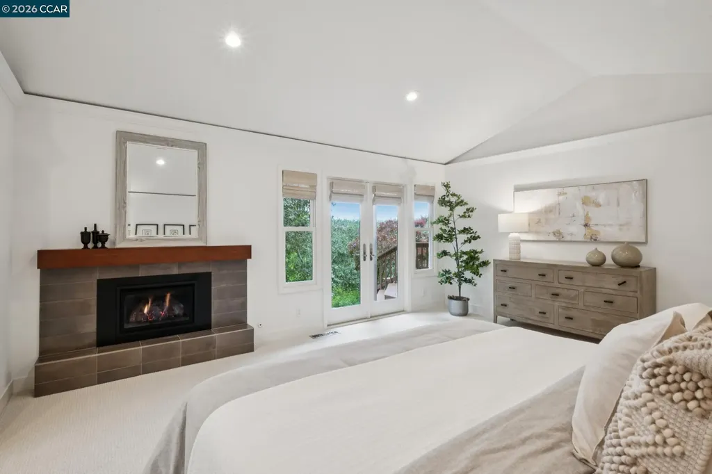41 Kellie Ann Court Orinda CA 94563