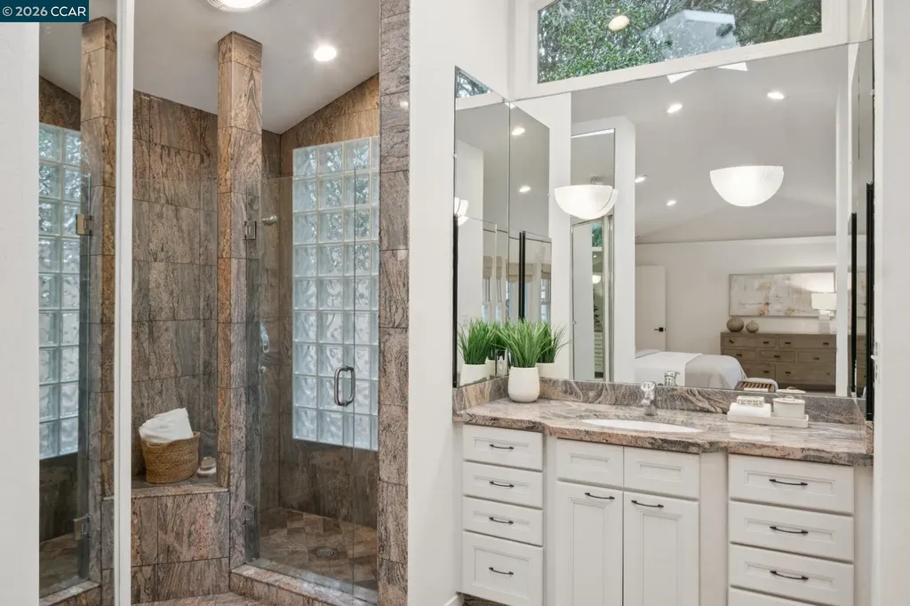 41 Kellie Ann Court Orinda CA 94563