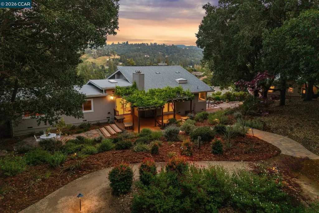 41 Kellie Ann Court Orinda CA 94563
