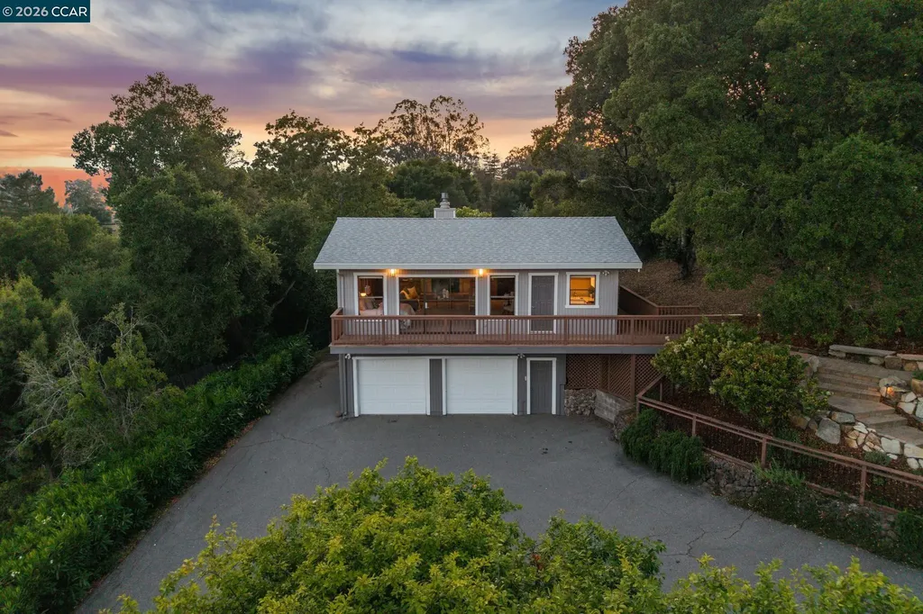41 Kellie Ann Court Orinda CA 94563