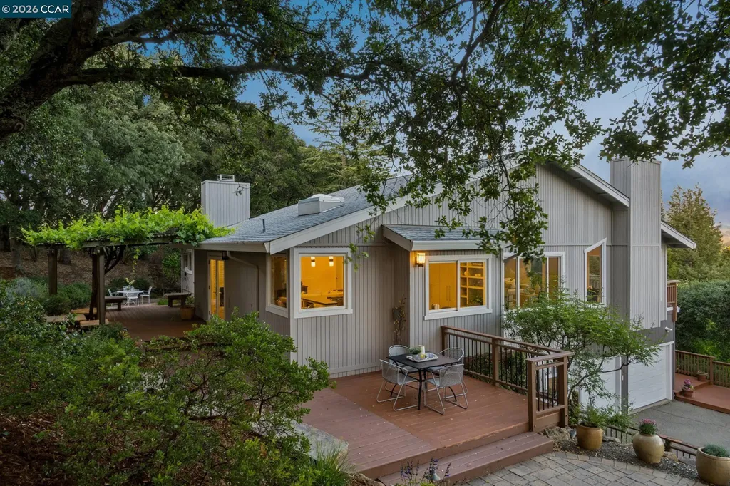 41 Kellie Ann Court Orinda CA 94563
