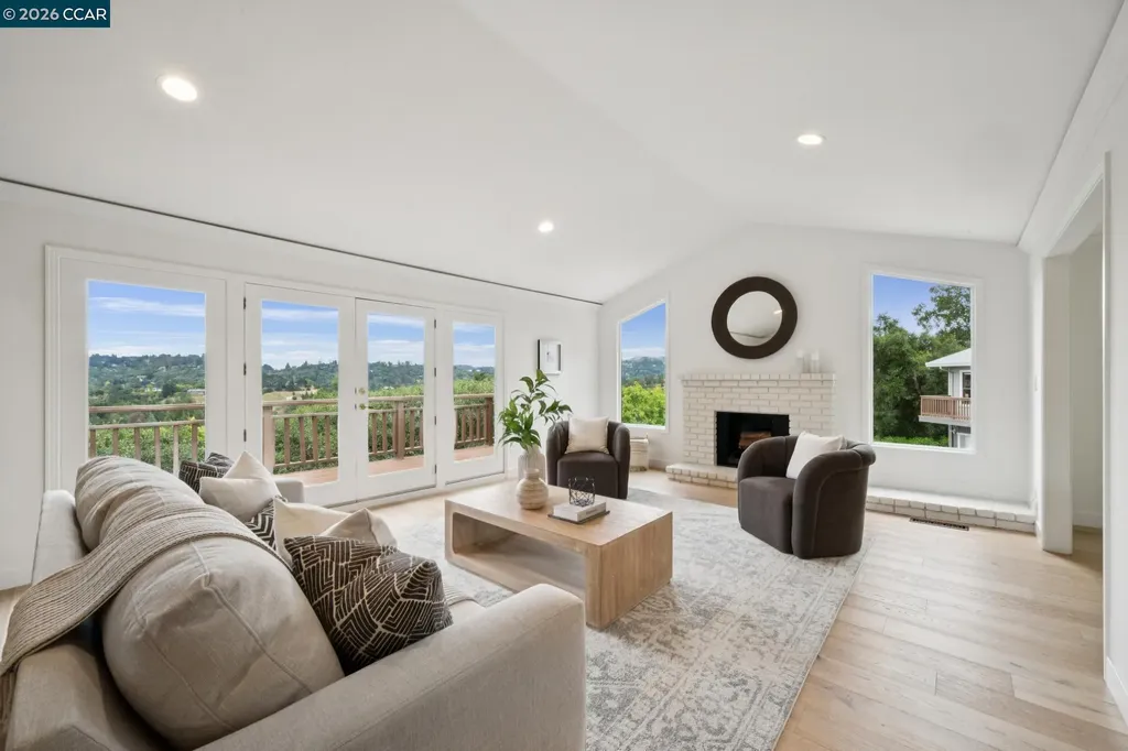 41 Kellie Ann Court Orinda CA 94563