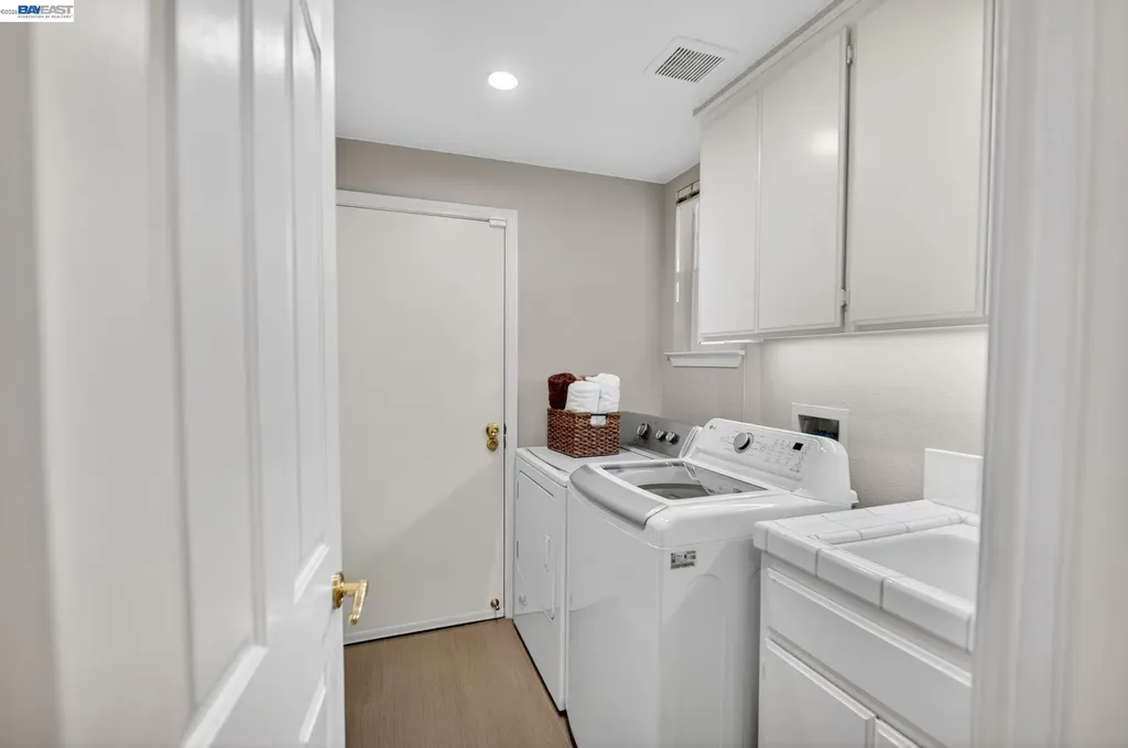 7943 Pineville Circle Castro Valley CA 94552