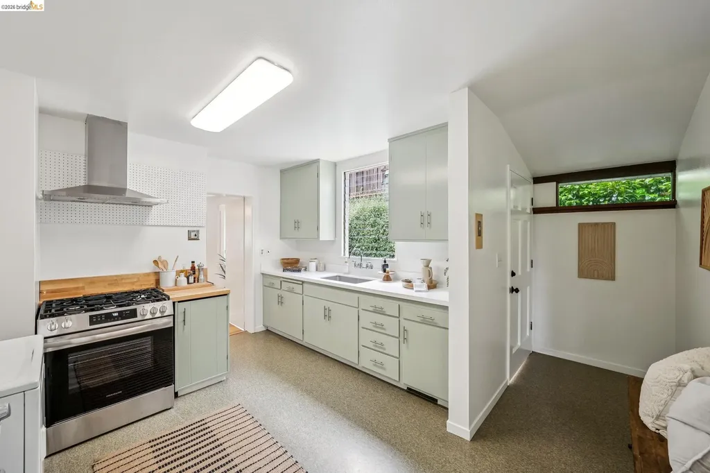 762 Neilson Street Berkeley CA 94707