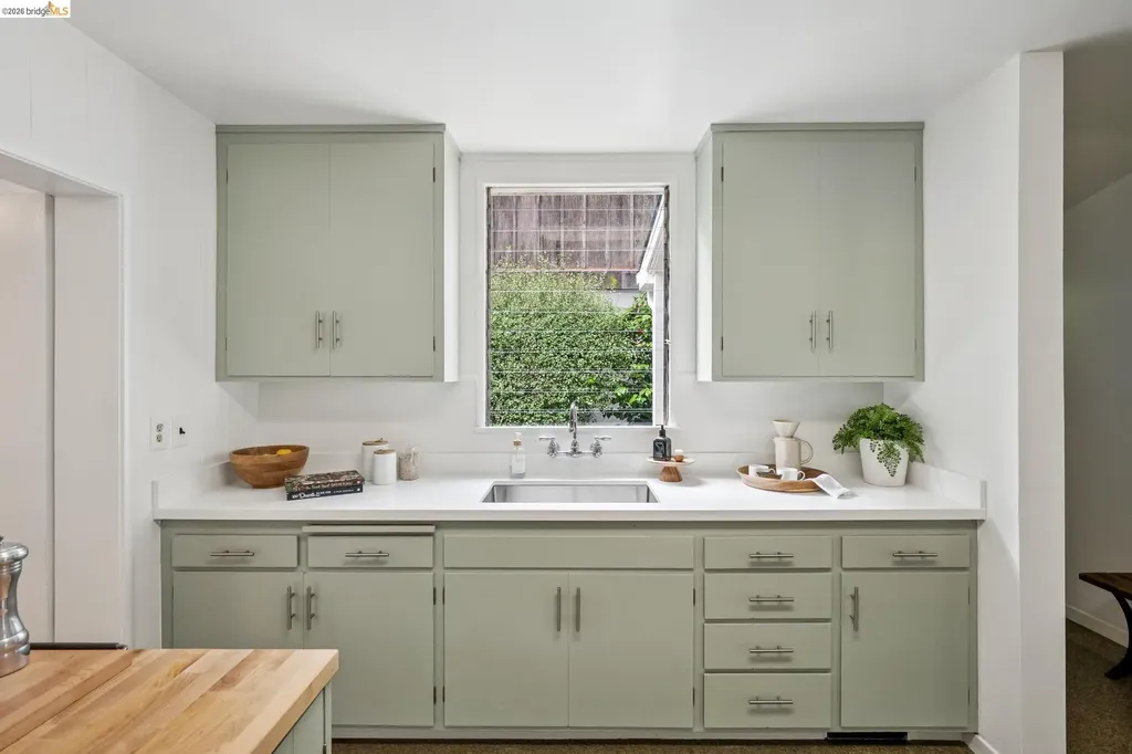 762 Neilson Street Berkeley CA 94707