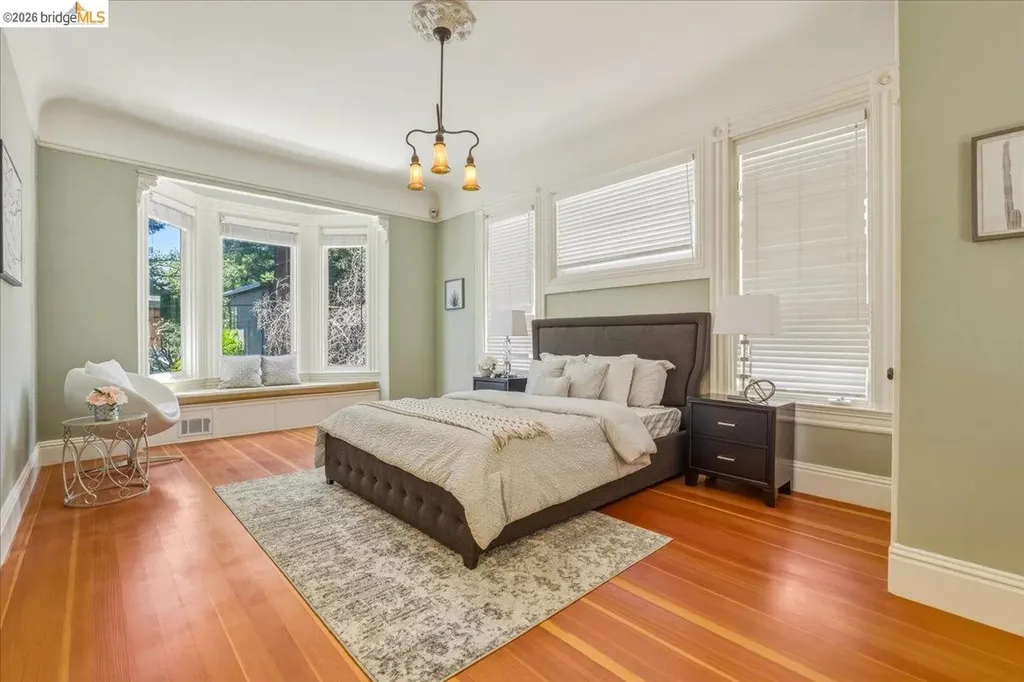 1631 La Vereda Road Berkeley CA 94709