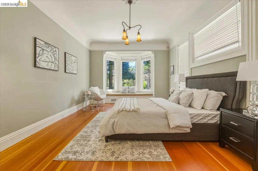 1631 La Vereda Road Berkeley CA 94709