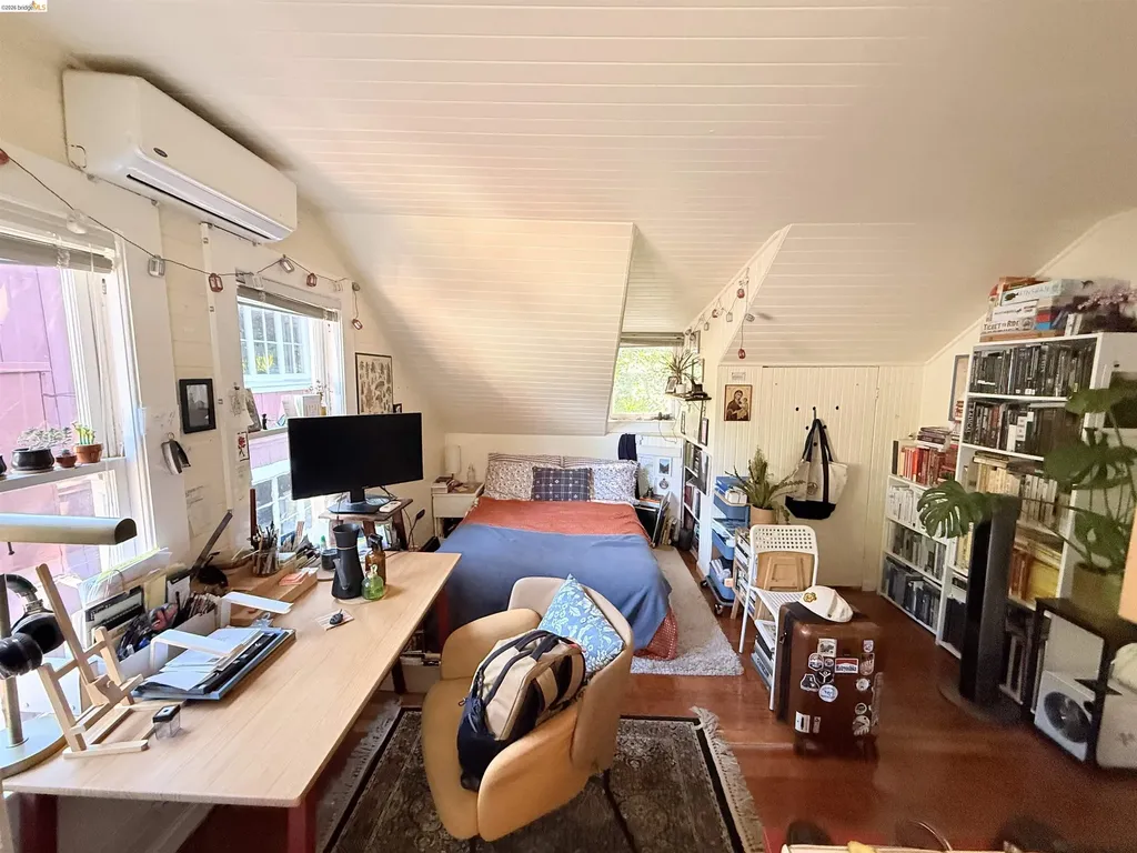 1631 La Vereda Road Berkeley CA 94709