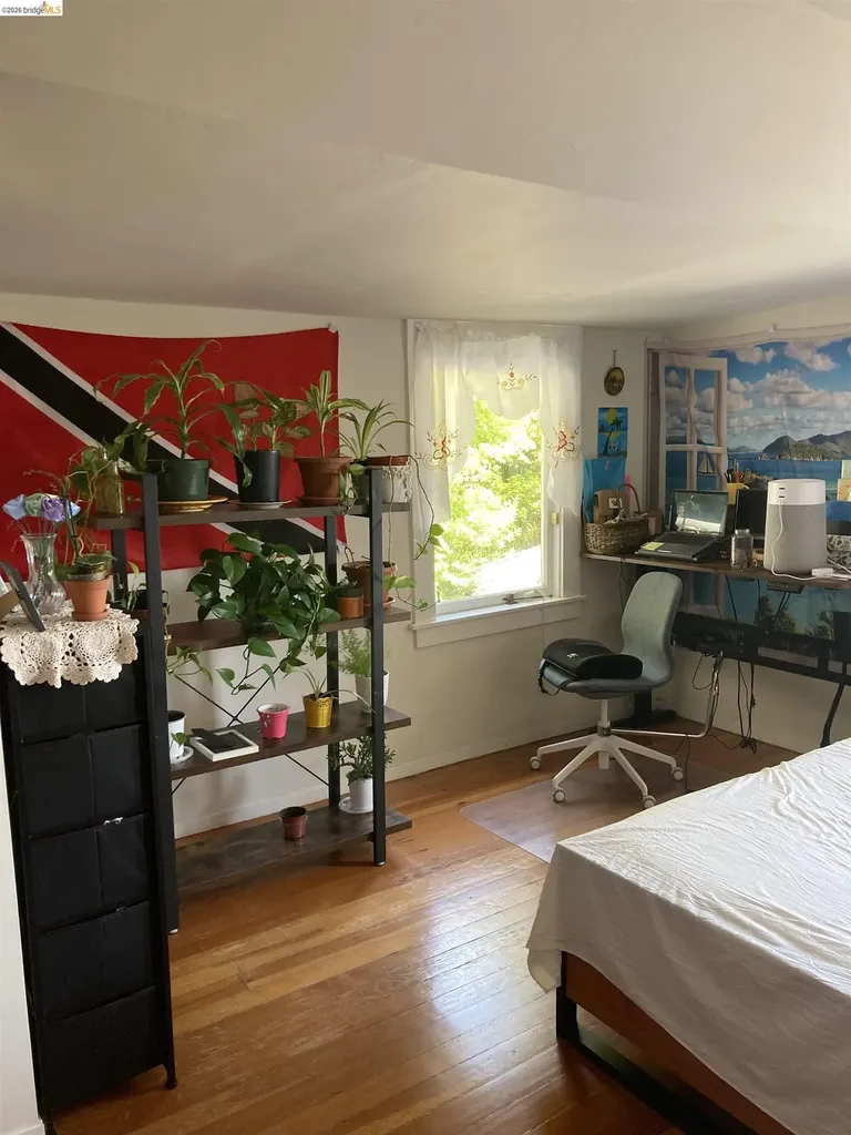 1631 La Vereda Road Berkeley CA 94709