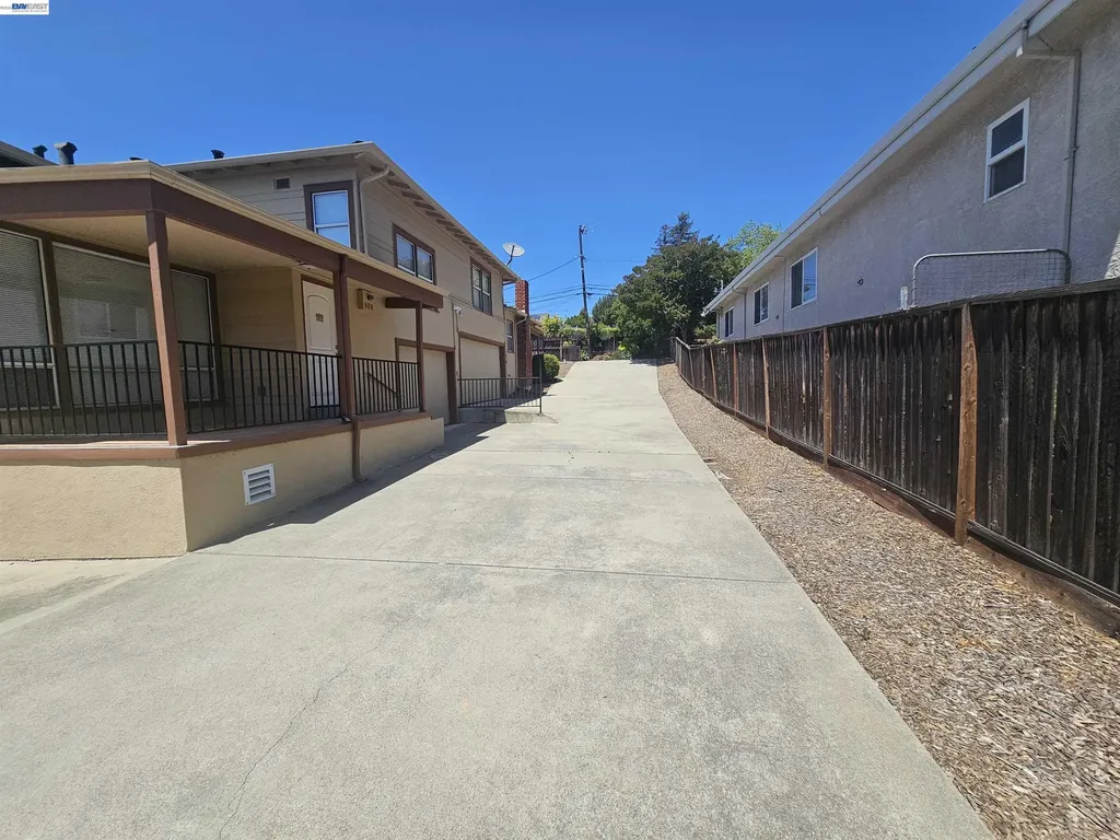 3675 Christensen Lane Castro Valley CA 94546