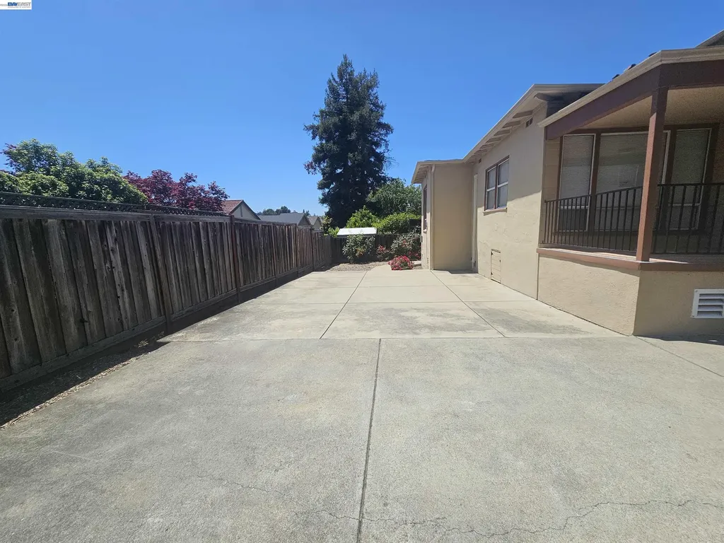 3675 Christensen Lane Castro Valley CA 94546