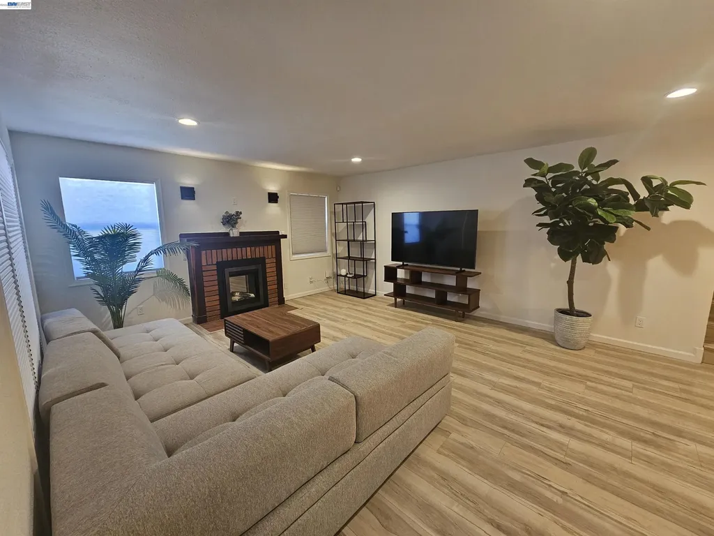 3675 Christensen Lane Castro Valley CA 94546