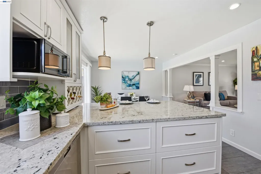 37896 Manzanita Street Newark CA 94560