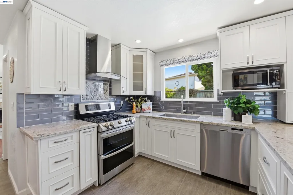37896 Manzanita Street Newark CA 94560